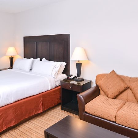 Holiday Inn Express Winston-Salem Medical Ctr Area Экстерьер фото
