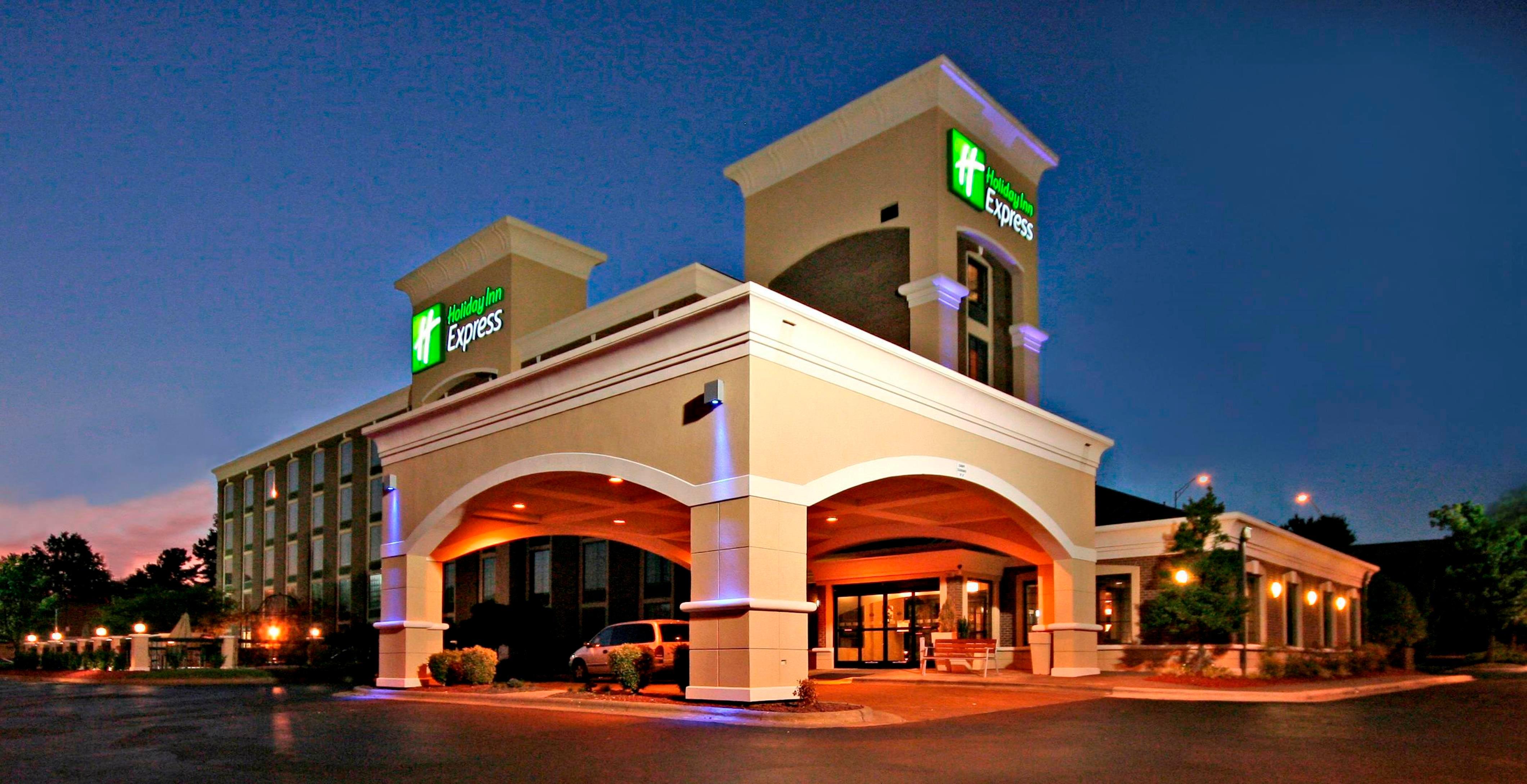 Holiday Inn Express Winston-Salem Medical Ctr Area Экстерьер фото