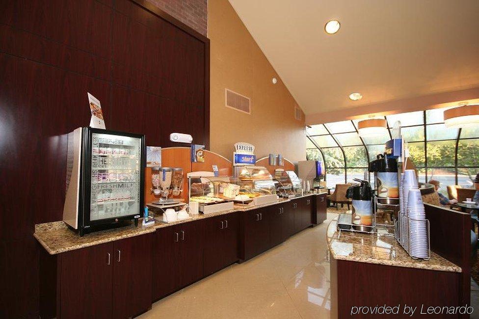 Holiday Inn Express Winston-Salem Medical Ctr Area Экстерьер фото